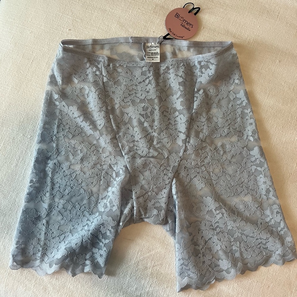 New Bloomers Intimates Pantyloon Slip Shorts